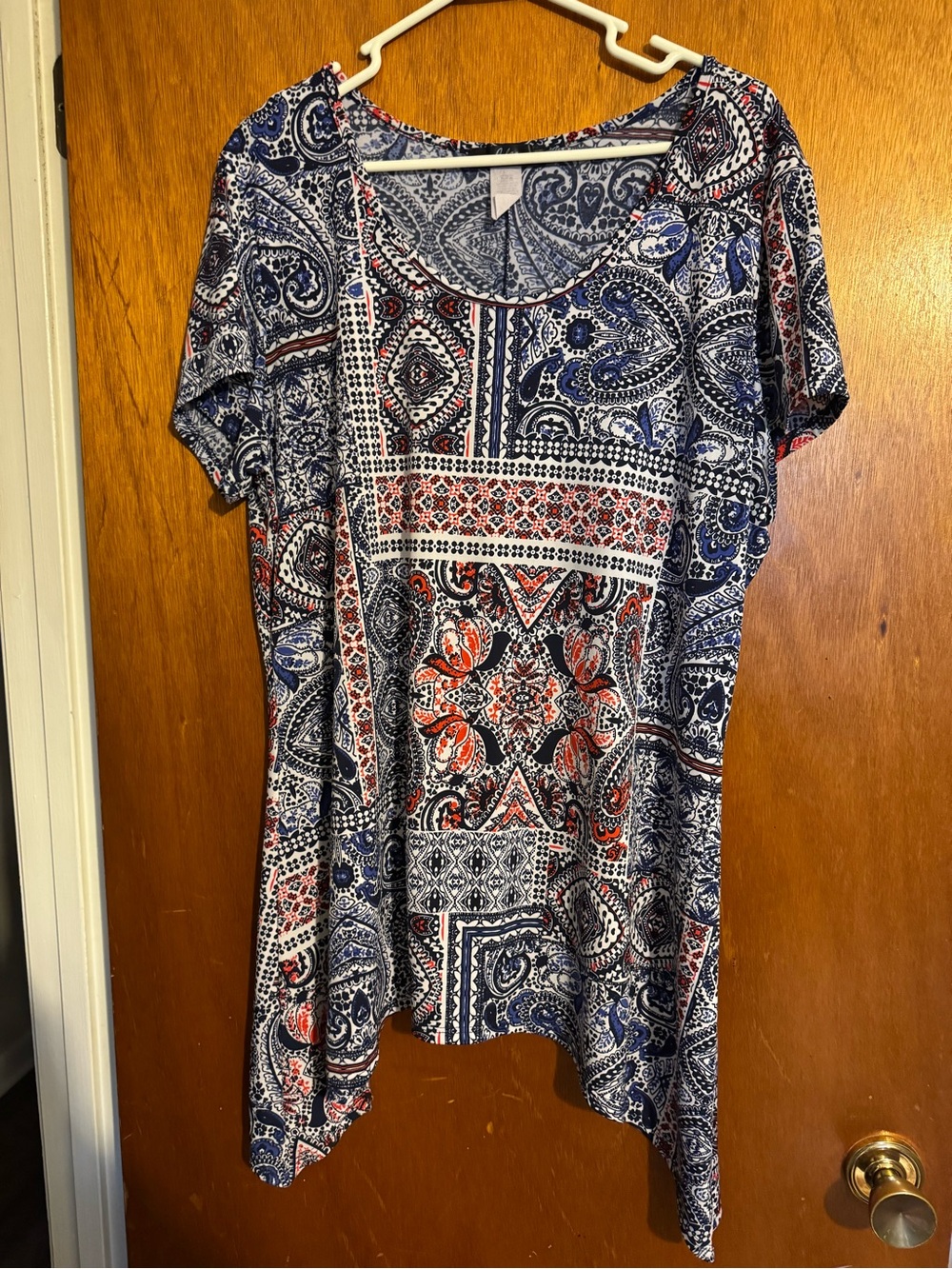 Relaxed Scoop-Neck Tunic in Navy, Red & White Print
